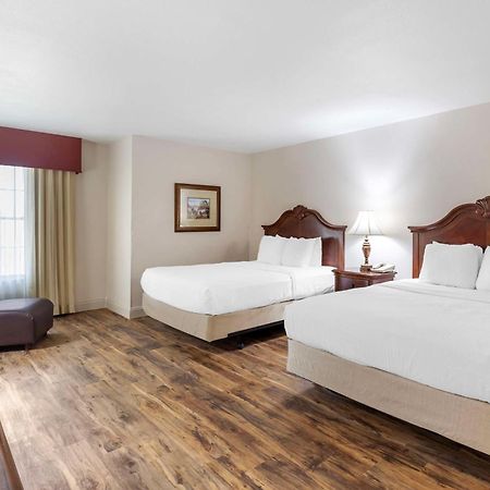 Best Western Plus Steeplegate Inn Davenport Esterno foto